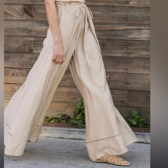 NWT dance and marvel beige wide leg pants - Picture 3 of 6